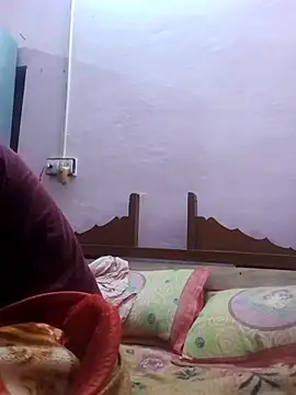 Snapshot of Hot_couple493 chatting on February 11, 2025, 9:03 pm Hot couple493 online show from February 11, 2025, 9:03 pm