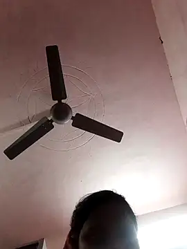 Snapshot of Hot_couple493 chatting on February 17, 2025, 2:09 am Hot couple493 online show from February 17, 2025, 2:09 am