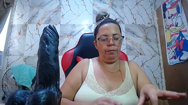 alina maturehot online show from March 5, 2026, 1:18 pm