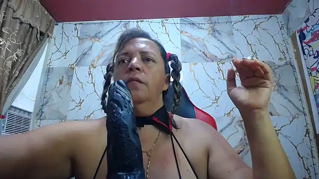 alina maturehot online show from May 16, 2026, 10:47 am