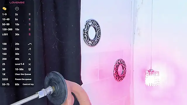 lanna brunette online show from October 7, 2025, 12:13 pm