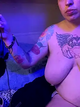 favoritestepsis online show from November 26, 2025, 6:14 am