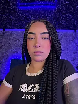 Scarlett-LS online show from April 17, 2026, 3:09 am