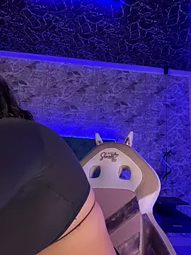 Scarlett-LS online show from July 14, 2026, 3:00 am