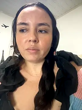 Snapshot of francy20 chatting on October 4, 2025, 6:39 pm francy20 online show from October 4, 2025, 6:39 pm