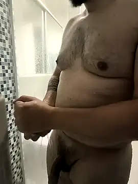 Snapshot of henri69 chatting on November 18, 2025, 11:15 pm henri69 online show from November 18, 2025, 11:15 pm