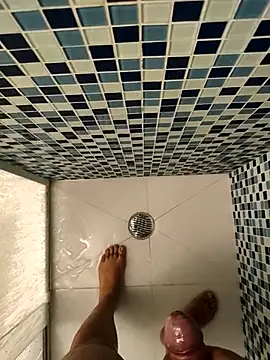 Snapshot of henri69 chatting on December 1, 2025, 11:32 pm henri69 online show from December 1, 2025, 11:32 pm