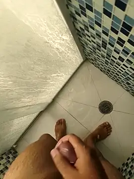 Snapshot of henri69 chatting on February 9, 2026, 11:31 pm henri69 online show from February 9, 2026, 11:31 pm