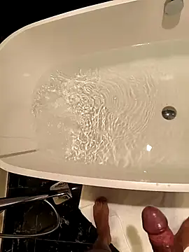 Snapshot of henri69 chatting on April 10, 2026, 1:27 pm henri69 online show from April 10, 2026, 1:27 pm