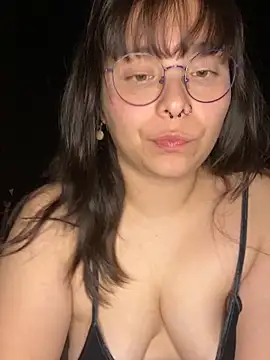 Solo yoss online show from October 19, 2025, 6:58 am