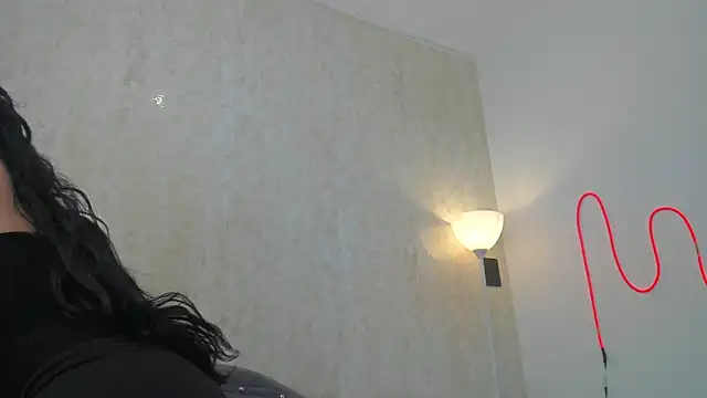 Snapshot of AntoniSantoss chatting on October 24, 2025, 7:43 pm AntoniSantoss online show from October 24, 2025, 7:43 pm