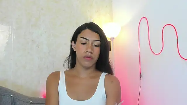 Snapshot of AntoniSantoss chatting on November 27, 2025, 8:11 pm AntoniSantoss online show from November 27, 2025, 8:11 pm