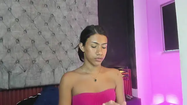 Snapshot of AntoniSantoss chatting on December 17, 2025, 8:04 pm AntoniSantoss online show from December 17, 2025, 8:04 pm