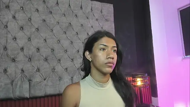 Snapshot of AntoniSantoss chatting on December 19, 2025, 7:43 pm AntoniSantoss online show from December 19, 2025, 7:43 pm