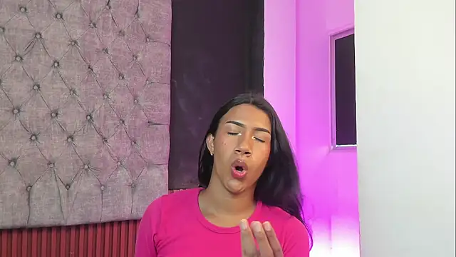 Snapshot of AntoniSantoss chatting on February 13, 2026, 7:21 pm AntoniSantoss online show from February 13, 2026, 7:21 pm