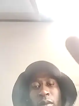 Snapshot of machinery98ron chatting on December 22, 2025, 10:34 am machinery98ron online show from December 22, 2025, 10:34 am