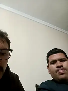 Snapshot of oscarshow24 chatting on December 14, 2025, 2:28 am oscarshow24 online show from December 14, 2025, 2:28 am