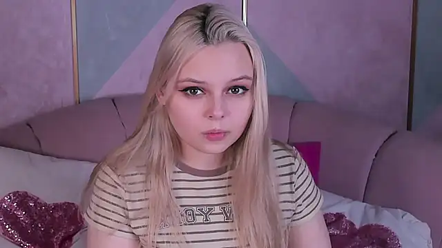 Snapshot of CLAIRE_VOGT chatting on March 3, 2025, 3:31 pm CLAIRE VOGT online show from March 3, 2025, 3:31 pm