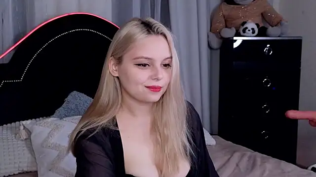 CLAIRE VOGT online show from March 13, 2025, 6:16 am