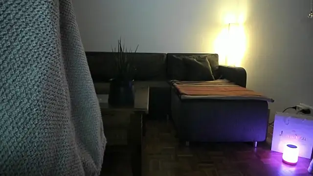 molicaremolicare online show from October 23, 2025, 4:45 am