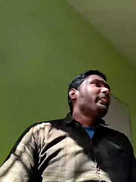 Snapshot of ccuteboyyyy chatting on March 5, 2025, 4:34 am ccuteboyyyy online show from March 5, 2025, 4:34 am