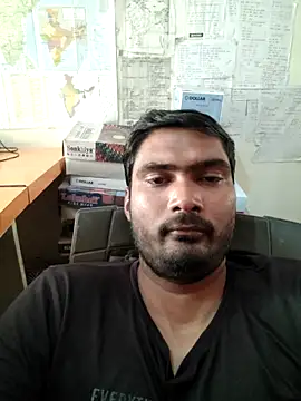 Snapshot of ccuteboyyyy chatting on March 7, 2025, 12:01 pm ccuteboyyyy online show from March 7, 2025, 12:01 pm