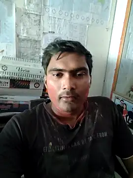 Snapshot of ccuteboyyyy chatting on March 14, 2025, 3:48 am ccuteboyyyy online show from March 14, 2025, 3:48 am