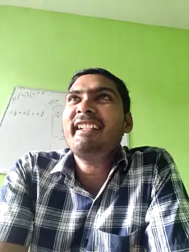 Snapshot of ccuteboyyyy chatting on September 12, 2025, 5:18 am ccuteboyyyy online show from September 12, 2025, 5:18 am