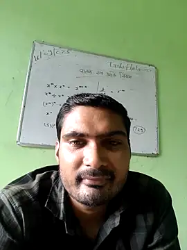 Snapshot of ccuteboyyyy chatting on September 18, 2025, 4:47 am ccuteboyyyy online show from September 18, 2025, 4:47 am