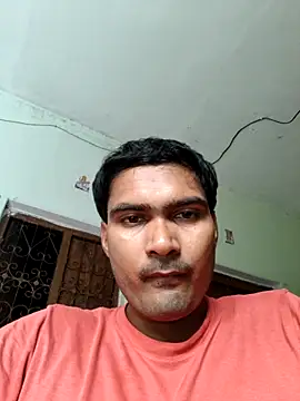 Snapshot of ccuteboyyyy chatting on October 7, 2025, 2:09 am ccuteboyyyy online show from October 7, 2025, 2:09 am