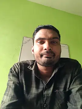 ccuteboyyyy online show from November 10, 2025, 4:44 am