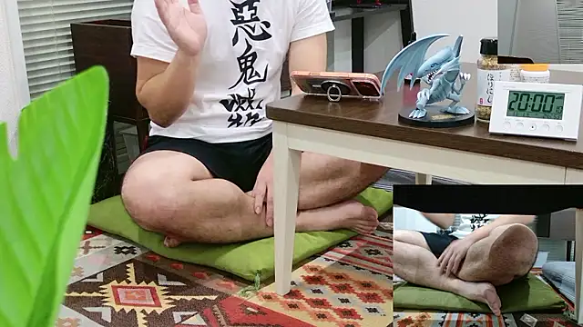 YARASERO-kun online show from November 1, 2025, 11:01 am