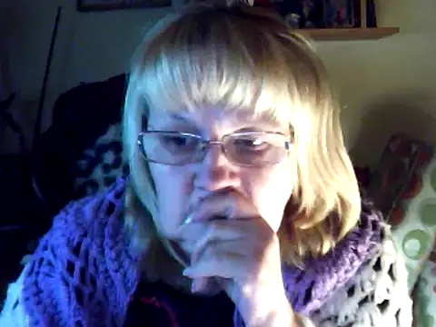 Snapshot of Violet5364 chatting on February 28, 2025, 8:07 pm Violet5364 online show from February 28, 2025, 8:07 pm