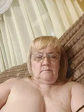 Snapshot of Violet5364 chatting on June 11, 2026, 7:45 pm Violet5364 online show from June 11, 2026, 7:45 pm