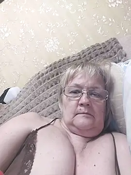 Snapshot of Violet5364 chatting on July 16, 2026, 8:15 pm Violet5364 online show from July 16, 2026, 8:15 pm