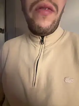 Snapshot of yaxxx03 chatting on February 13, 2025, 7:52 pm yaxxx03 online show from February 13, 2025, 7:52 pm