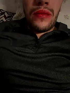 Snapshot of yaxxx03 chatting on January 12, 2026, 7:19 pm yaxxx03 online show from January 12, 2026, 7:19 pm