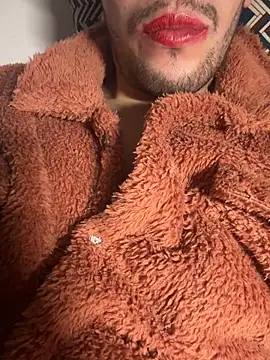 Snapshot of yaxxx03 chatting on January 15, 2026, 7:17 pm yaxxx03 online show from January 15, 2026, 7:17 pm