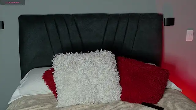 alejandra jonees online show from March 15, 2025, 12:36 am