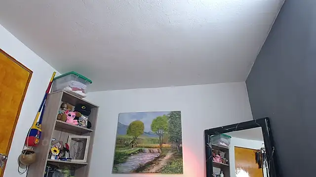 Snapshot of Meghan_hott chatting on March 6, 2025, 12:09 pm Meghan hott online show from March 6, 2025, 12:09 pm