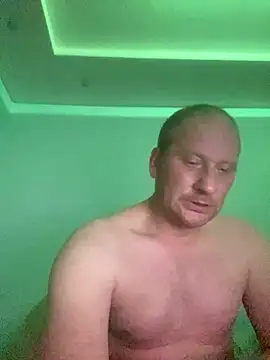 Krzysiekg123 online show from January 17, 2026, 4:06 am