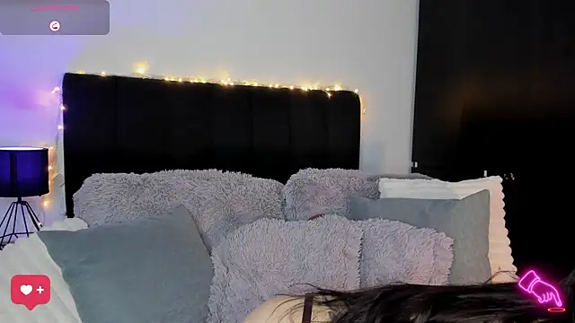 Snapshot of Amara_vause_ chatting on October 17, 2025, 1:09 am Amara vause online show from October 17, 2025, 1:09 am