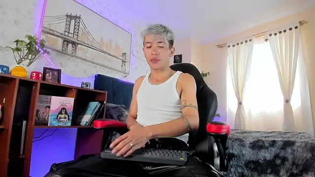 Ianwayne online show from March 8, 2025, 7:20 pm