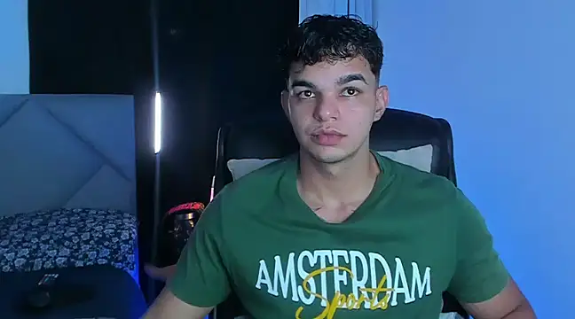 Snapshot of samm_sv chatting on March 21, 2025, 2:18 am samm sv online show from March 21, 2025, 2:18 am