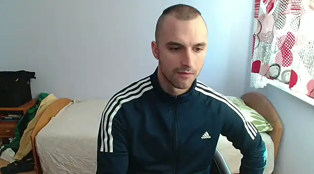 OskarBreno online show from February 11, 2025, 2:24 pm