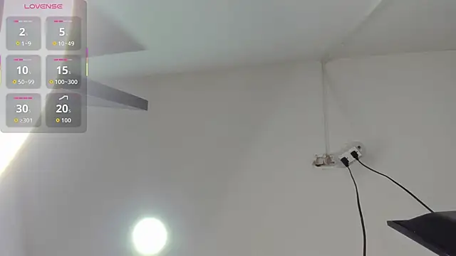 EmiliaRose  online show from March 31, 2026, 8:53 pm