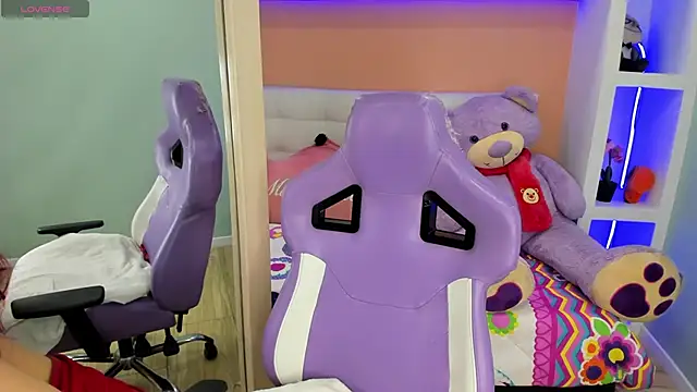 miss   megan online show from February 15, 2025, 2:37 am