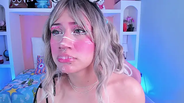 miss   megan online show from October 2, 2025, 2:40 am