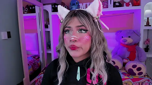 miss   megan online show from April 10, 2026, 2:28 am