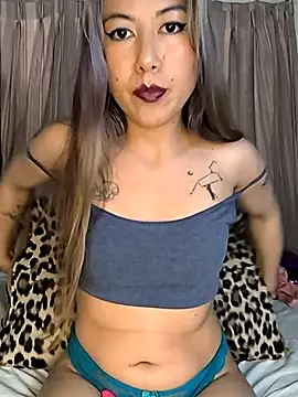 Snapshot of Tiff_Doll chatting on September 27, 2025, 4:23 pm Tiff Doll online show from September 27, 2025, 4:23 pm